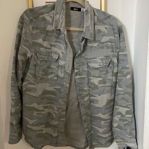 Urban Outfitters BDG button up/ Size M